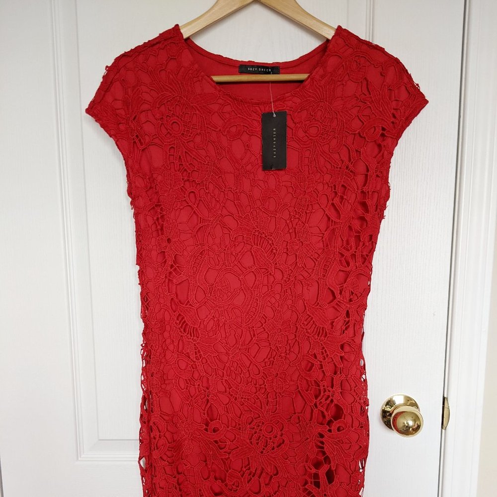 NWT Suzy Sheir Red Lace Midi dress.